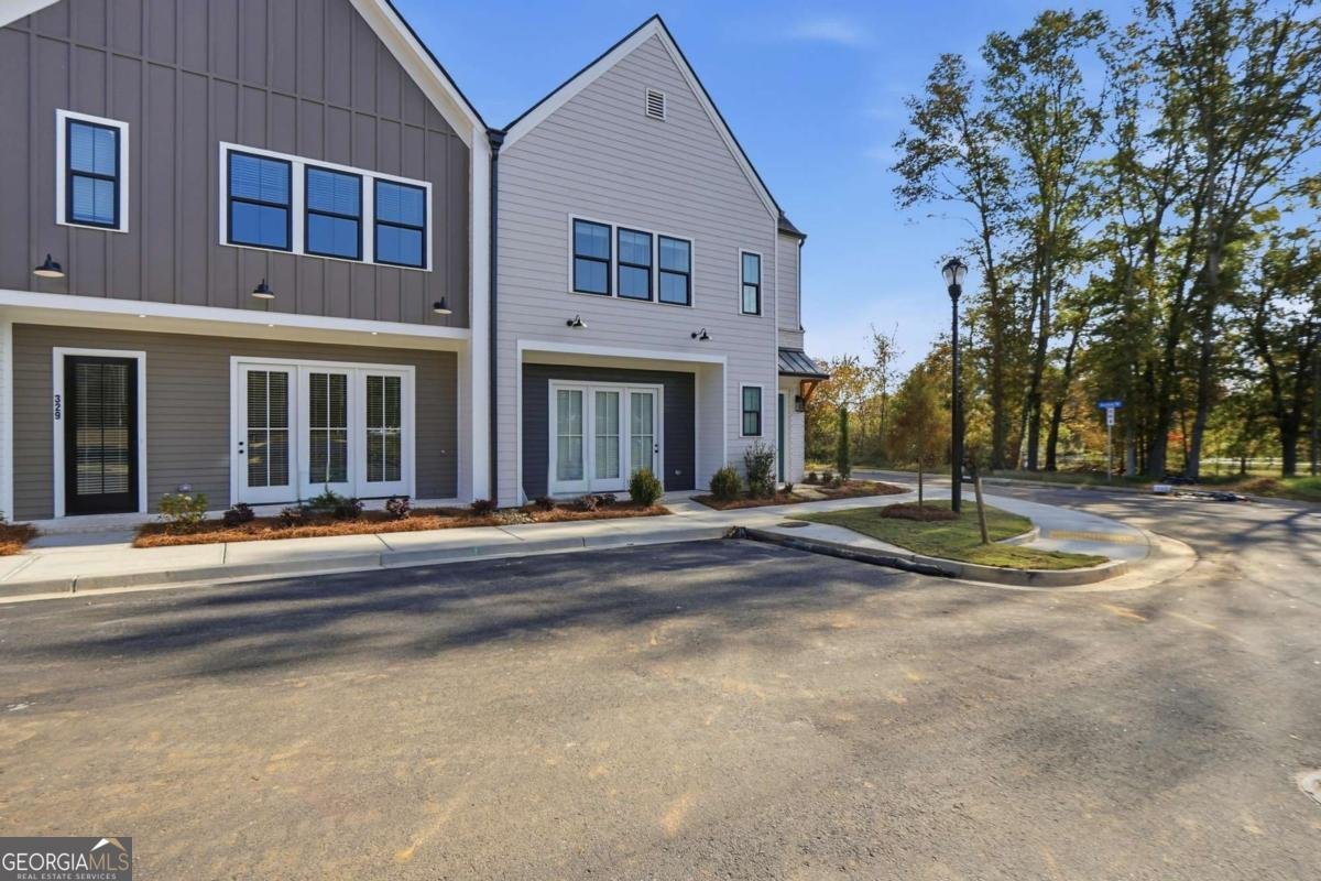 331 Orchid Street Braselton - main photo