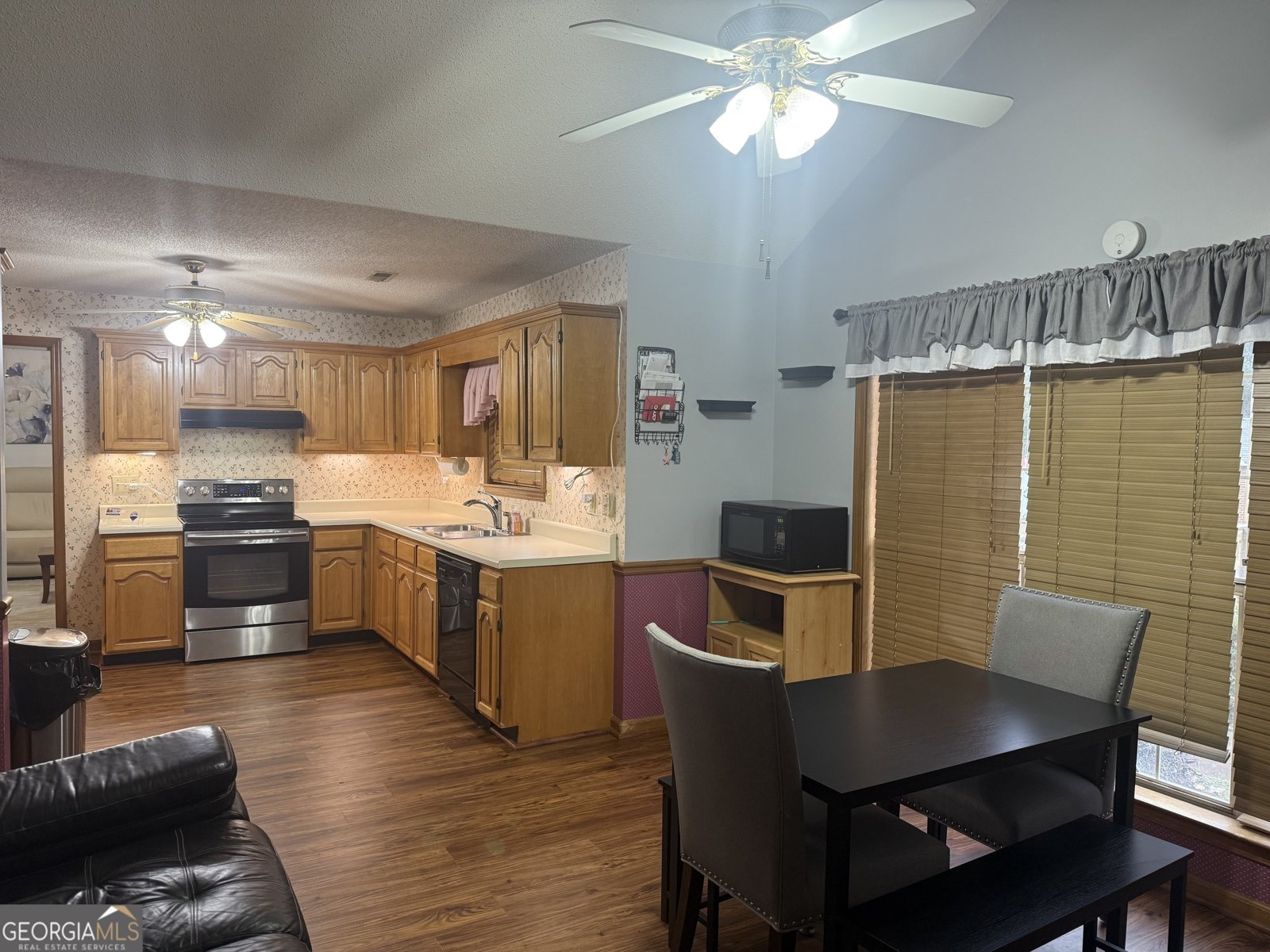 300 Jeremys Straight Stockbridge - 5