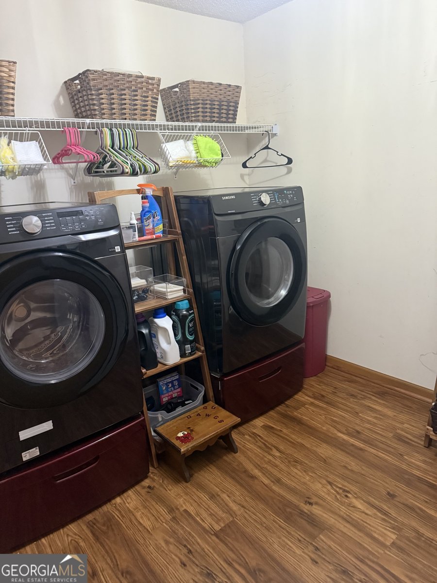 300 Jeremys Straight Stockbridge - 9