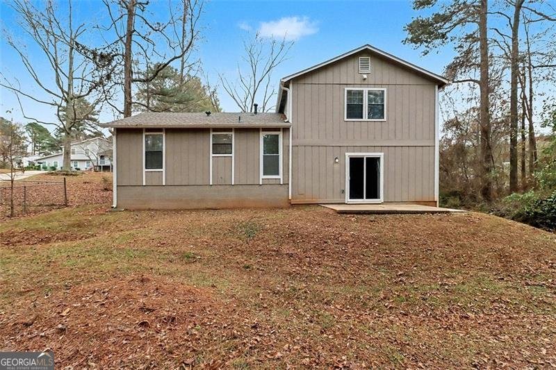 3723 CHIMNEY RIDGE Court Ellenwood - 32