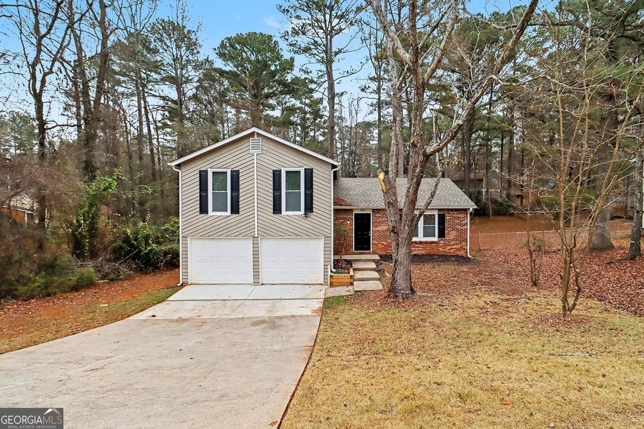 3723 CHIMNEY RIDGE Court Ellenwood - 35