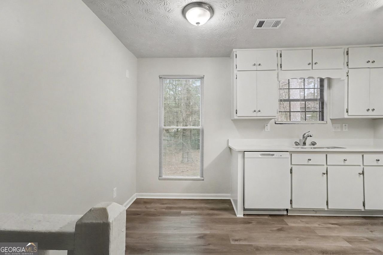 3723 CHIMNEY RIDGE Court Ellenwood - 41