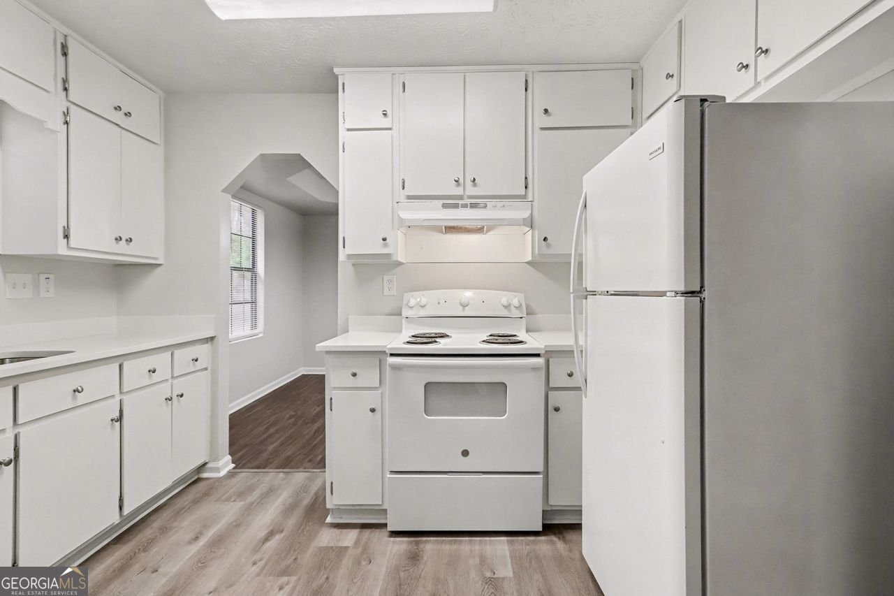 3723 CHIMNEY RIDGE Court Ellenwood - 44