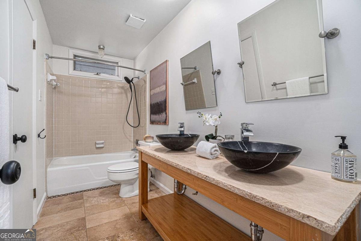 2568 SUGARPLUM Court Atlanta - 22