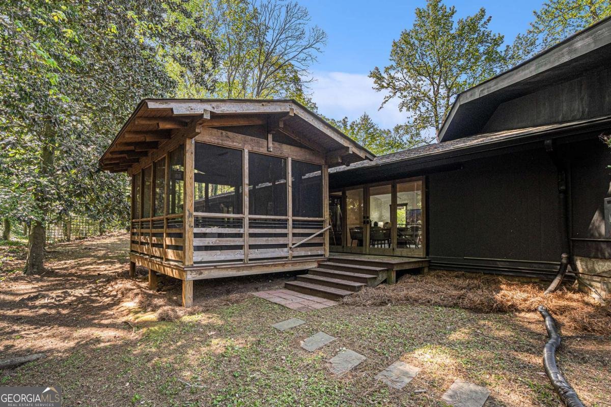 2568 SUGARPLUM Court Atlanta - 32