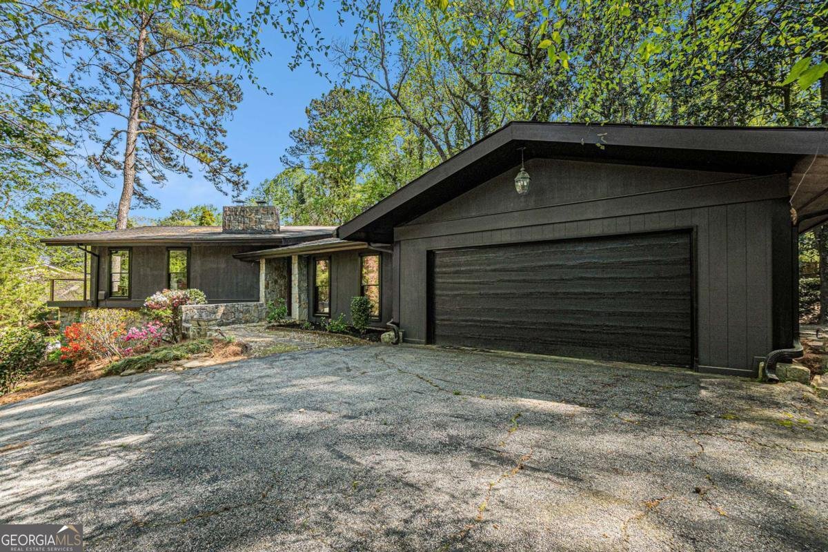 2568 SUGARPLUM Court Atlanta - 37