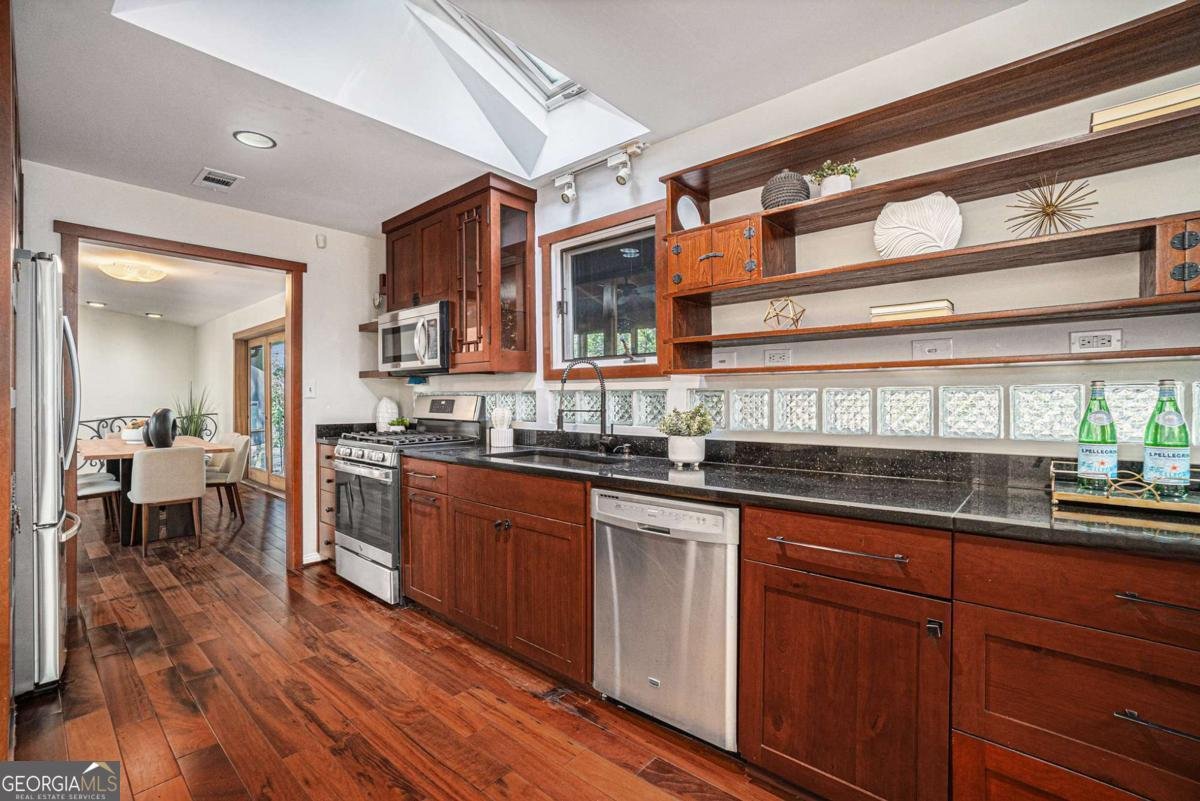 2568 SUGARPLUM Court Atlanta - 9