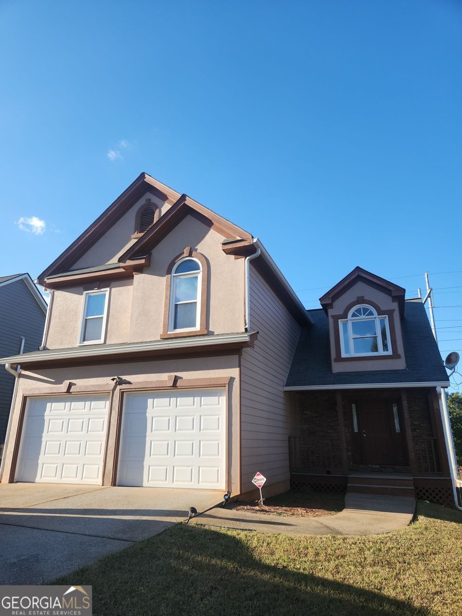 1835 WATERCREST Lawrenceville - main photo