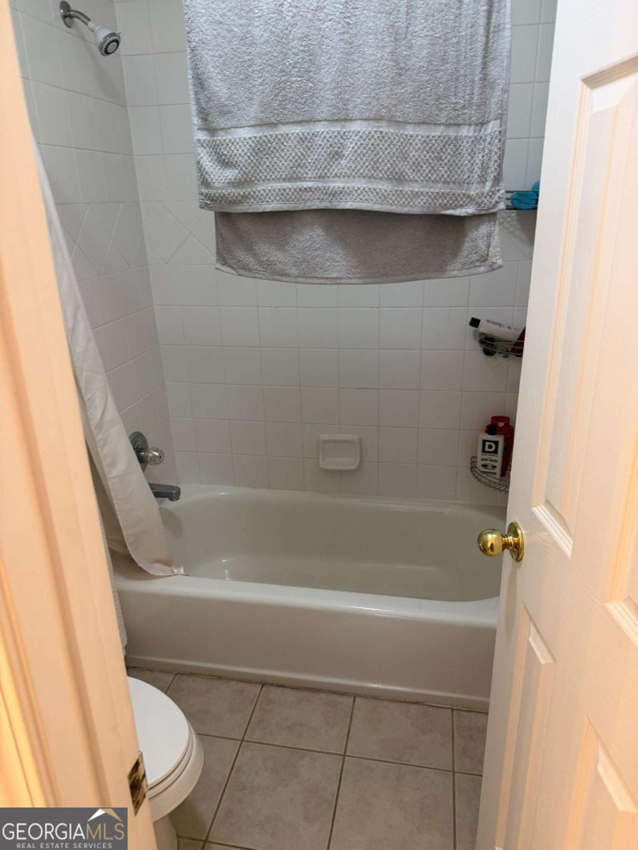 2310 Kennesaw Oaks Trail Kennesaw - 30