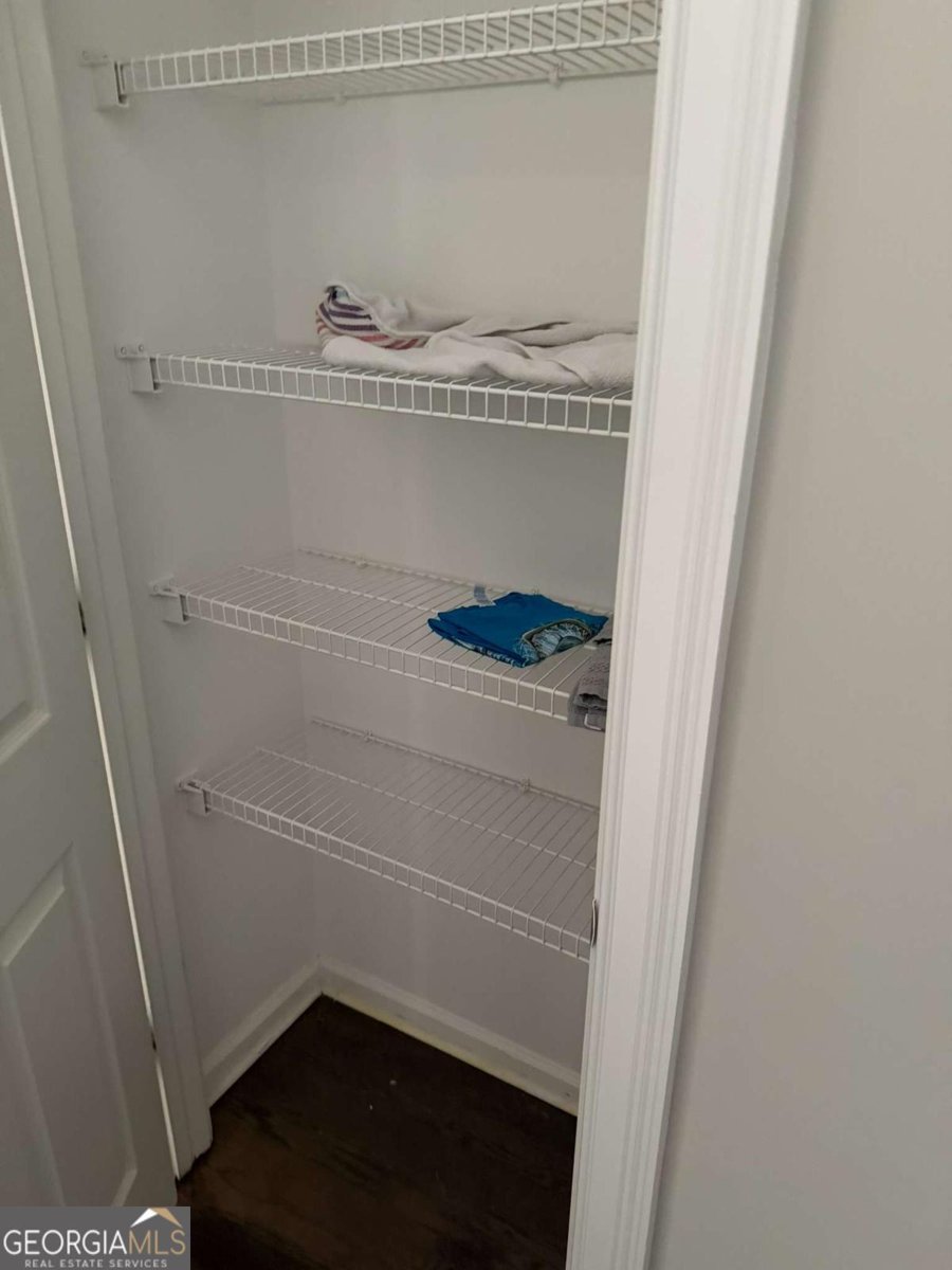 2310 Kennesaw Oaks Trail Kennesaw - 40