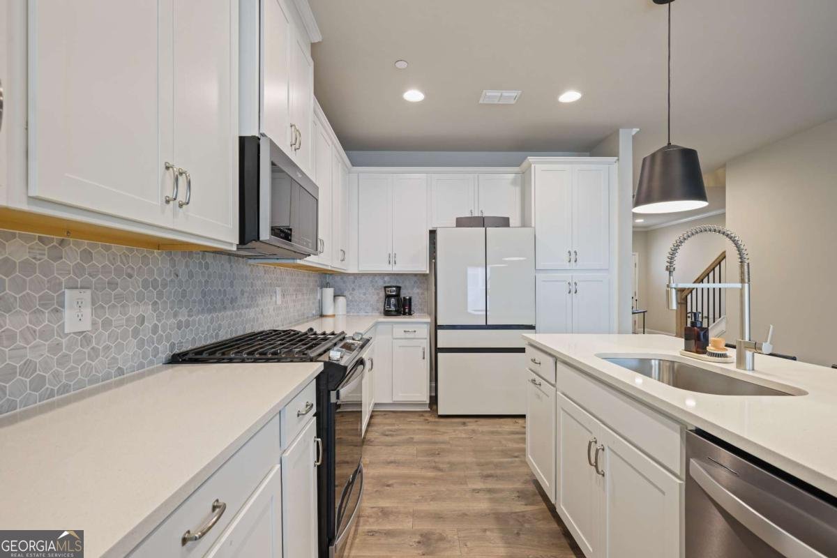 354 Hayden Circle Woodstock - 12