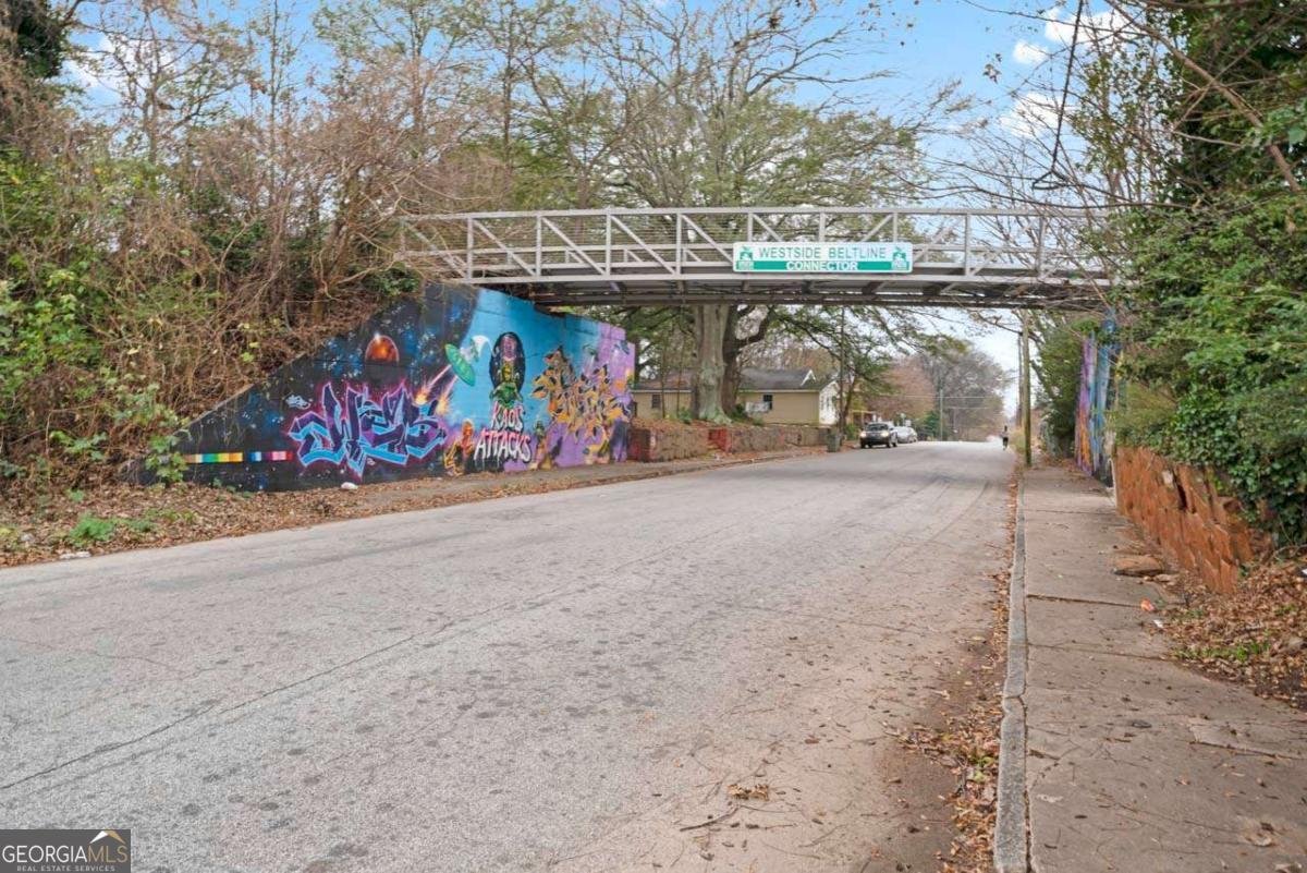 722 Cameron M Alexander Boulevard Atlanta - 18