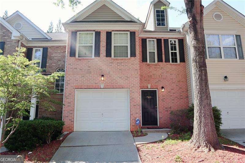 789 Celeste Lane Atlanta - main photo