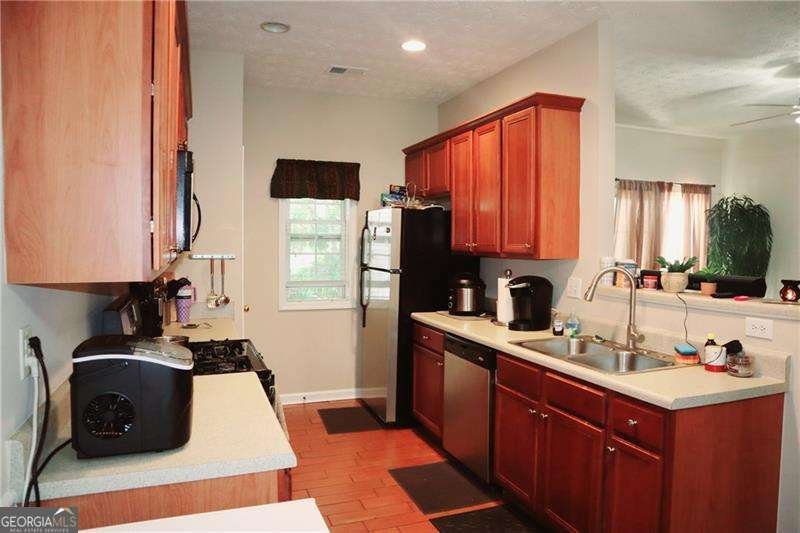 789 Celeste Lane Atlanta - 6