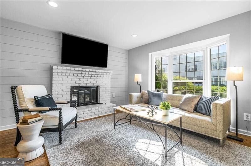 136 Peachtree Memorial Drive Atlanta - main photo