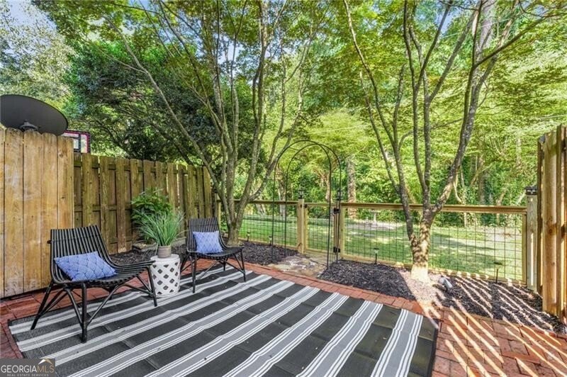 136 Peachtree Memorial Drive Atlanta - 21