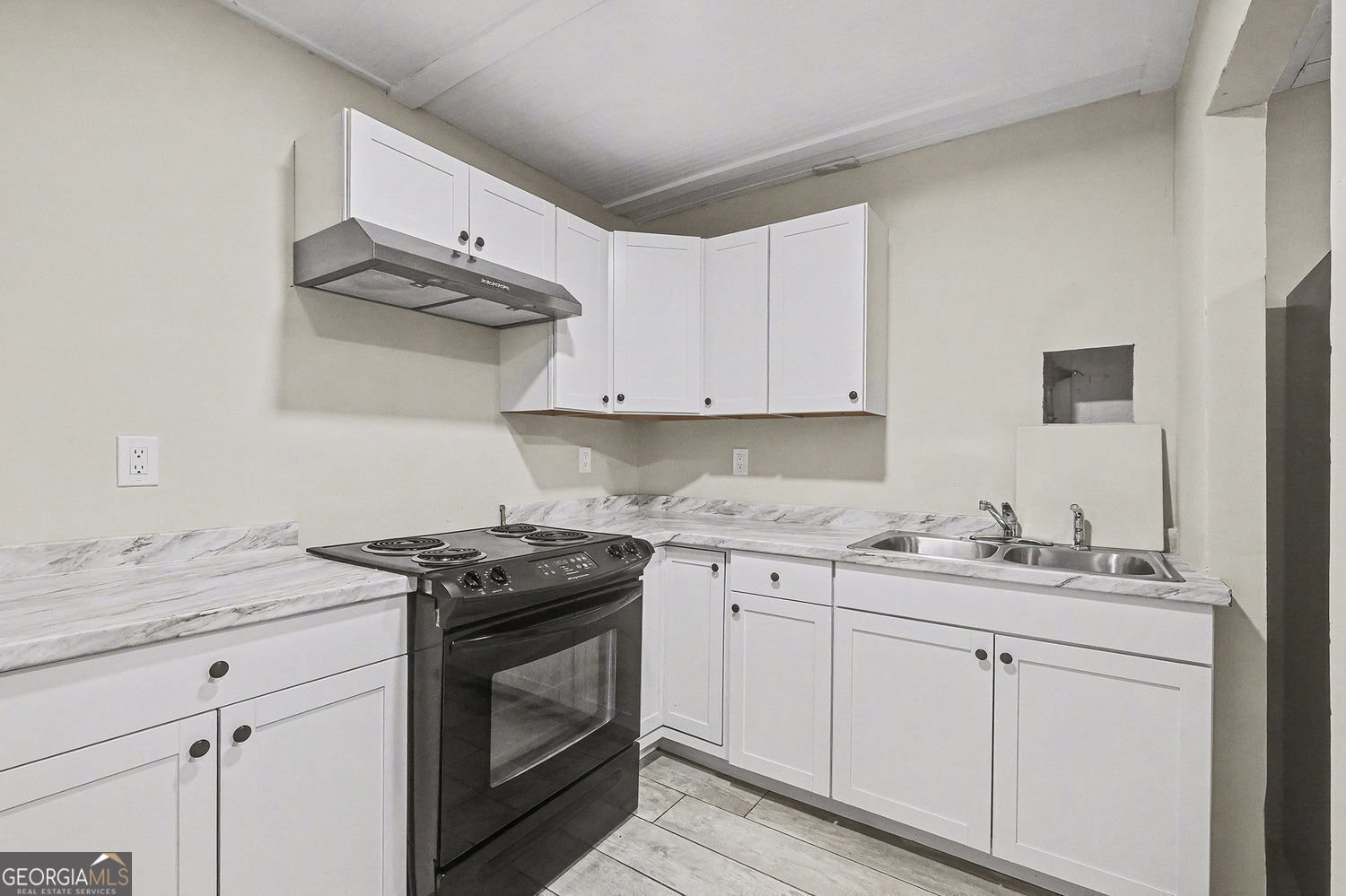 3315 Heatherwood Drive Gainesville - 23