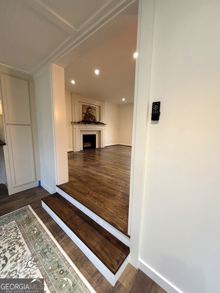 436 West Washington Street Monticello - 13