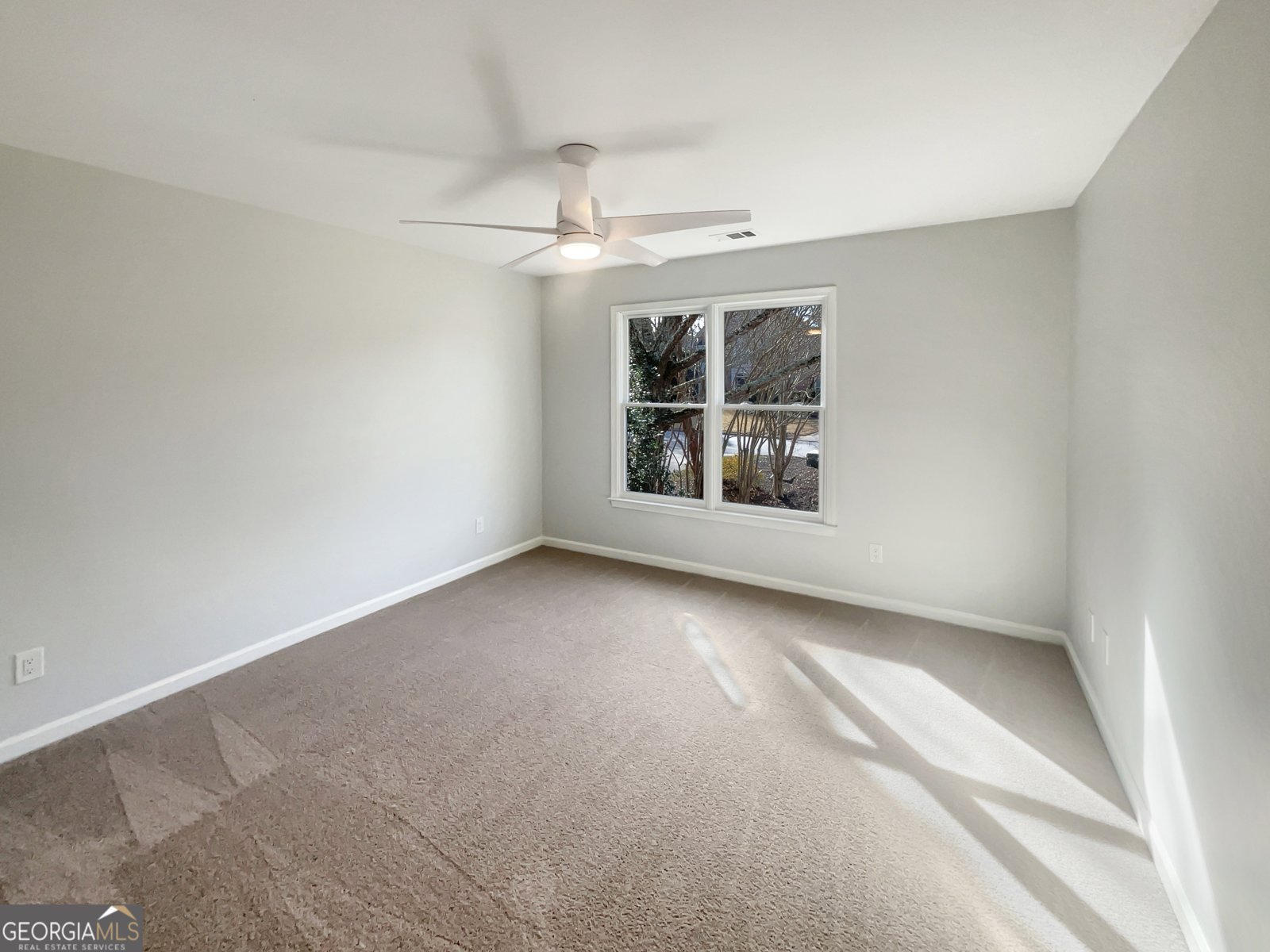 410 Hamilton Park Drive Roswell - 27