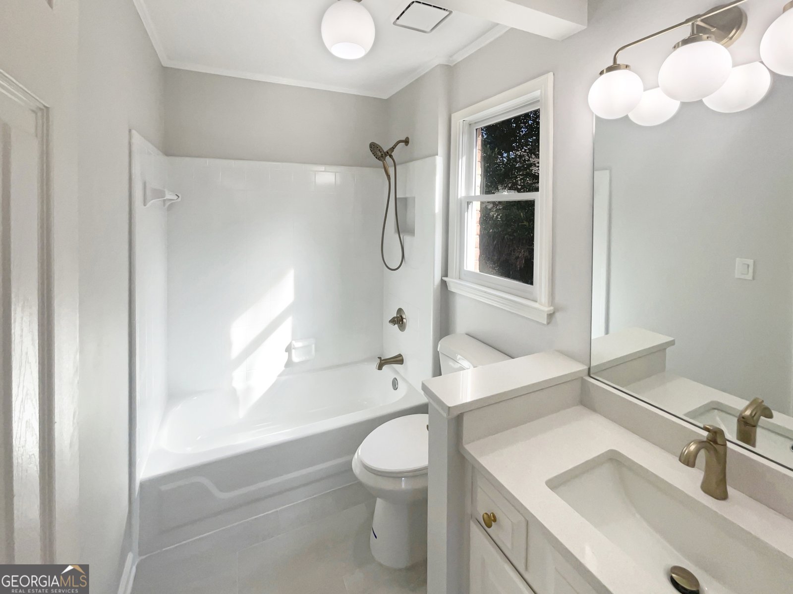 410 Hamilton Park Drive Roswell - 28