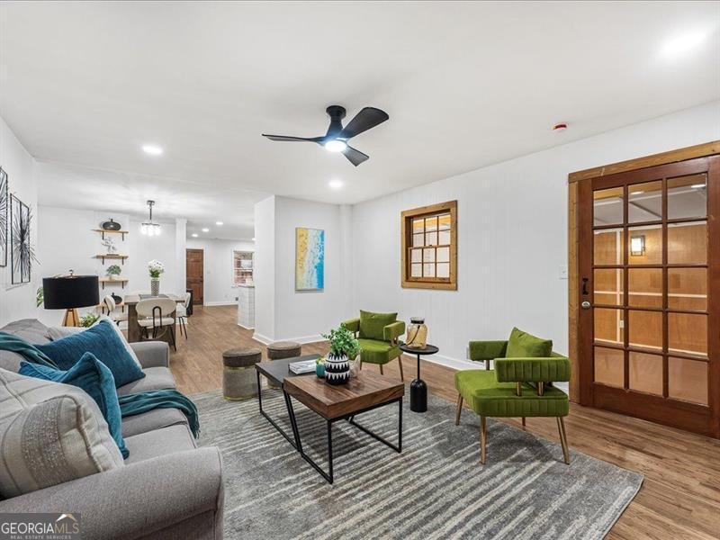 4390 Chelou Drive Austell - 16