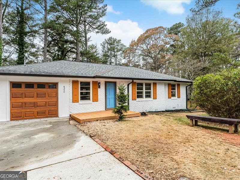 4390 Chelou Drive Austell - 36