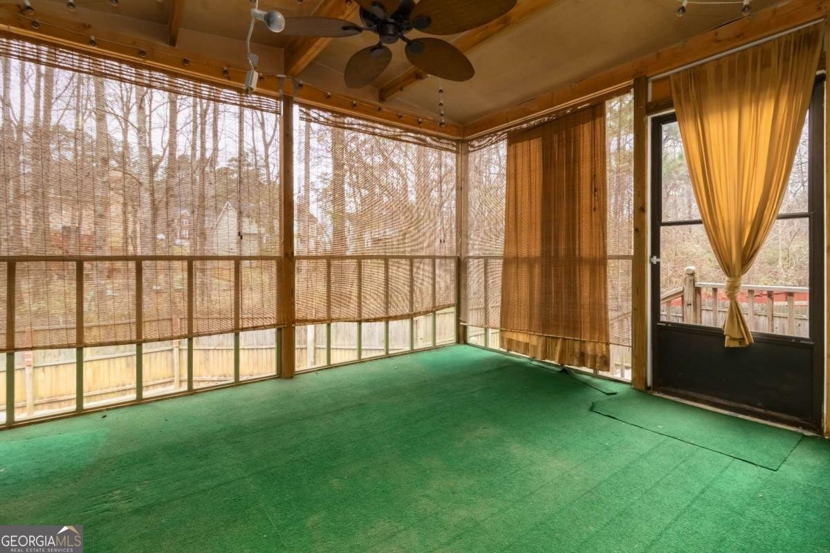 255 Camden Park Drive Lawrenceville - 37