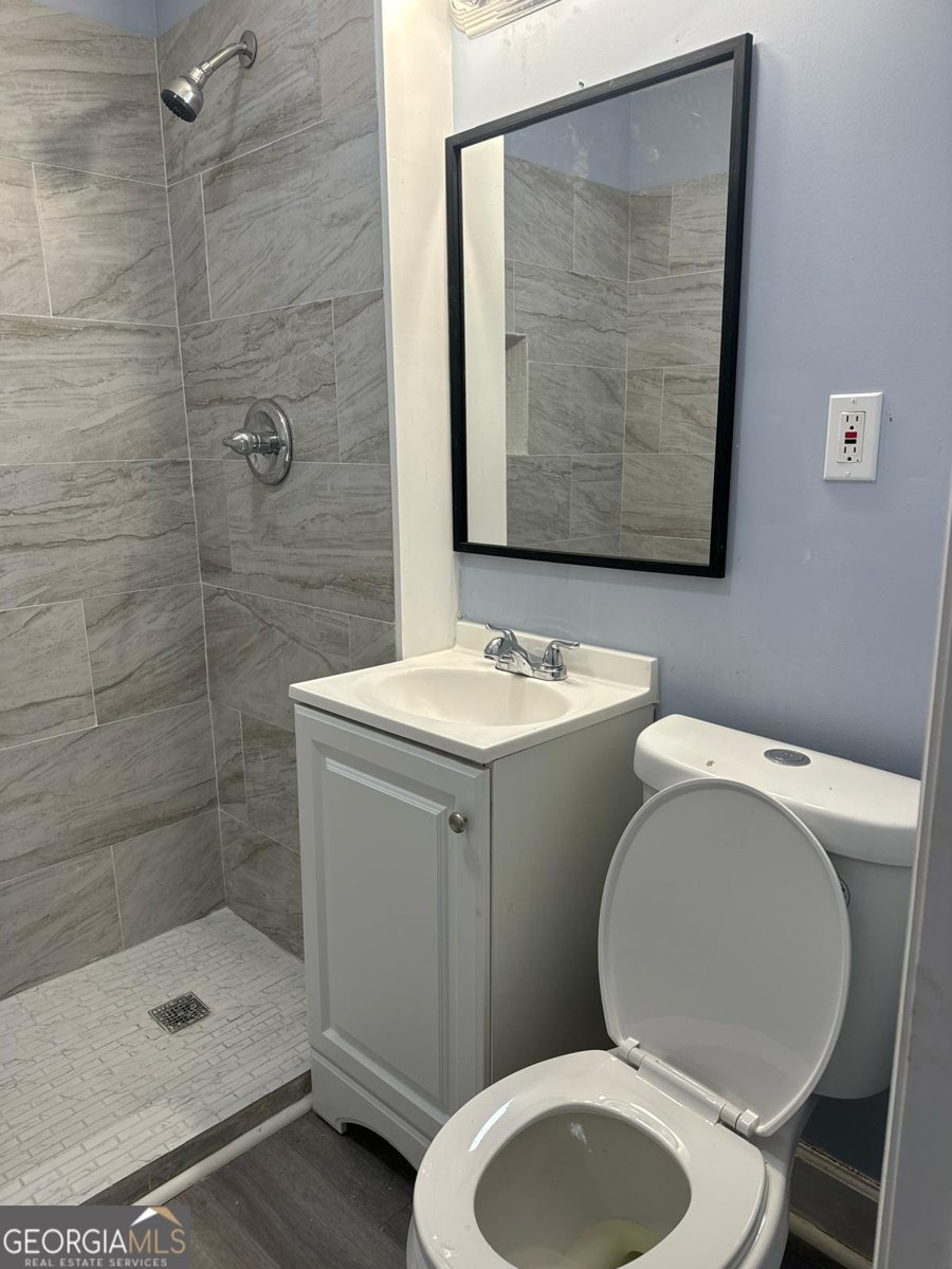 87 Avenue H Avenue Thomaston - 24