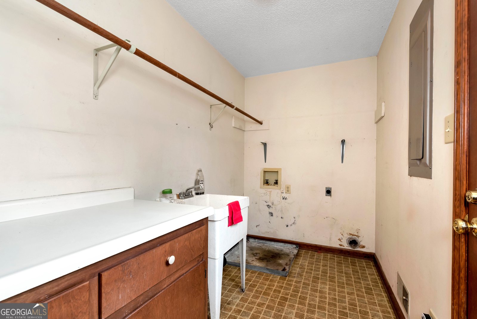 173 Equestrian Walk Winder - 38