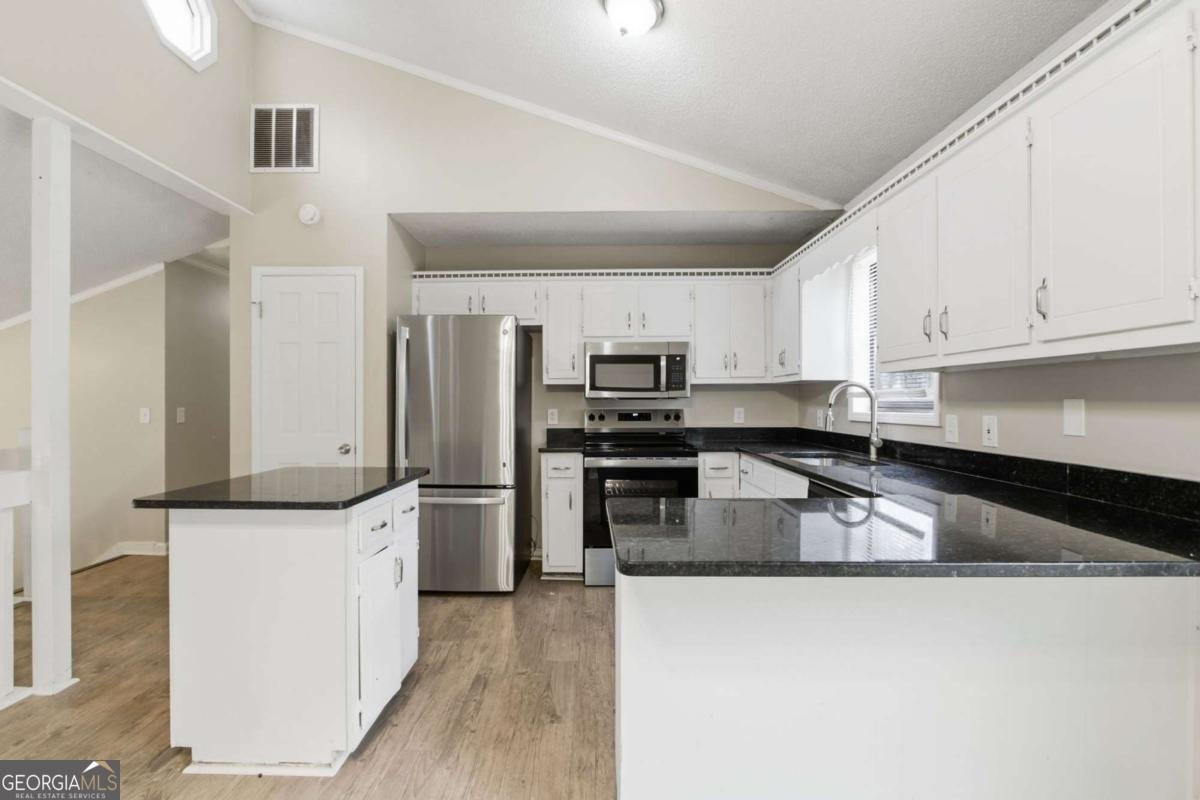 2742 Mountbery Drive Snellville - 8