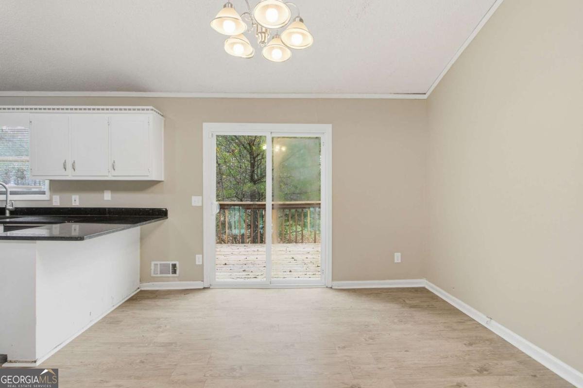 2742 Mountbery Drive Snellville - 9