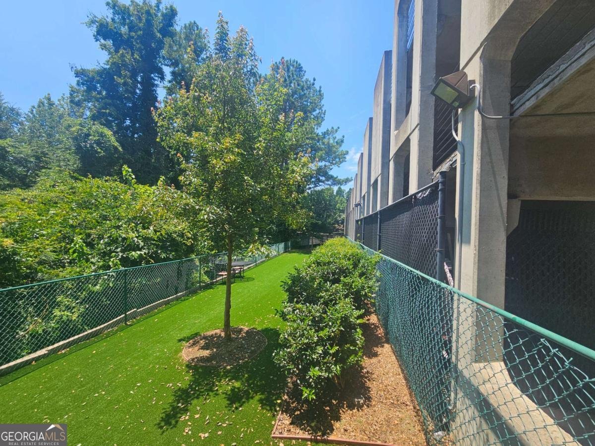 3777 Peachtree Road Atlanta - 74