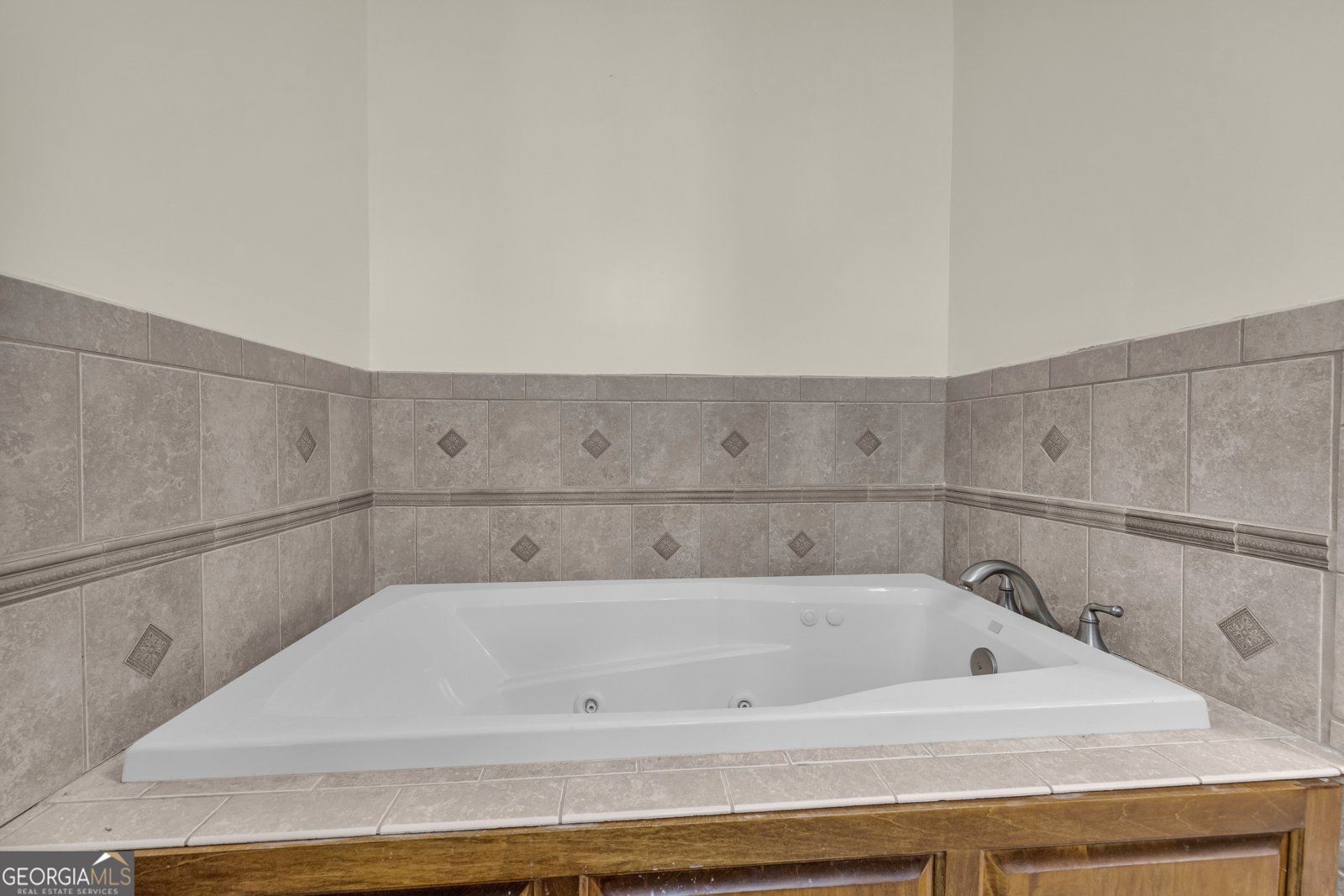 32 Hart Ter Hartwell - 35