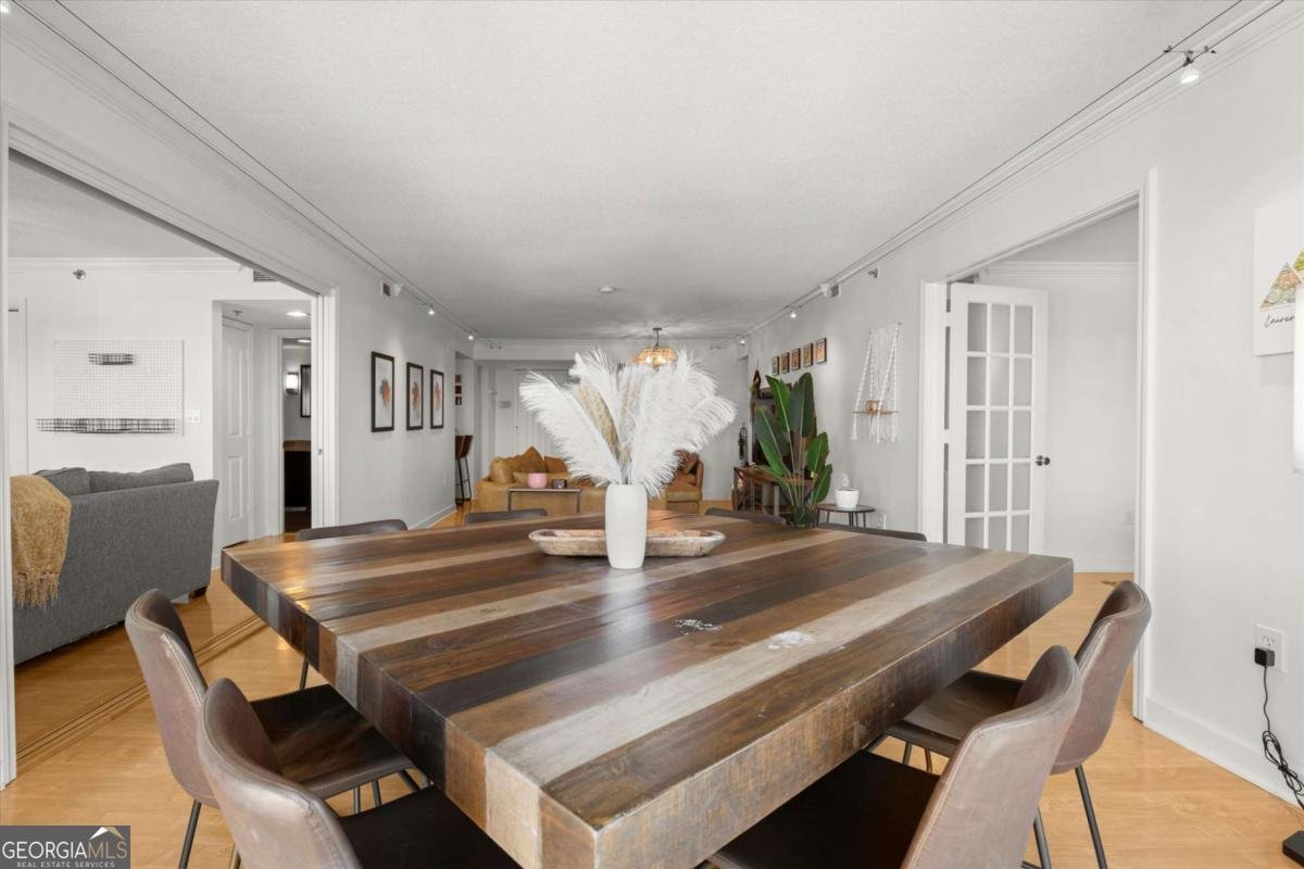 2870 Pharr Court South Atlanta - 28