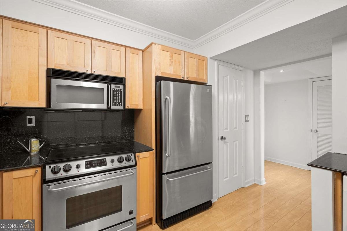 2870 Pharr Court South Atlanta - 33