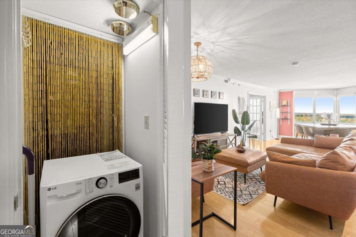 2870 Pharr Court South Atlanta - 37