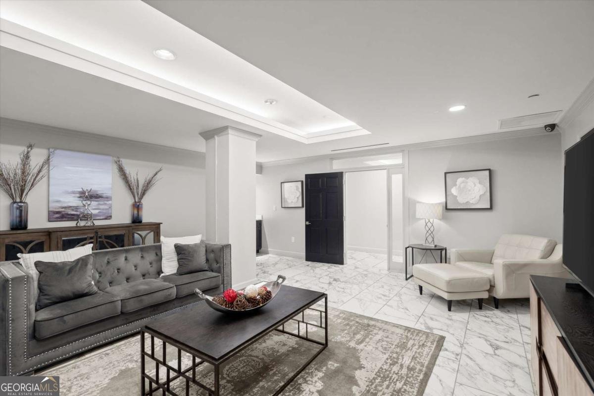 2870 Pharr Court South Atlanta - 9