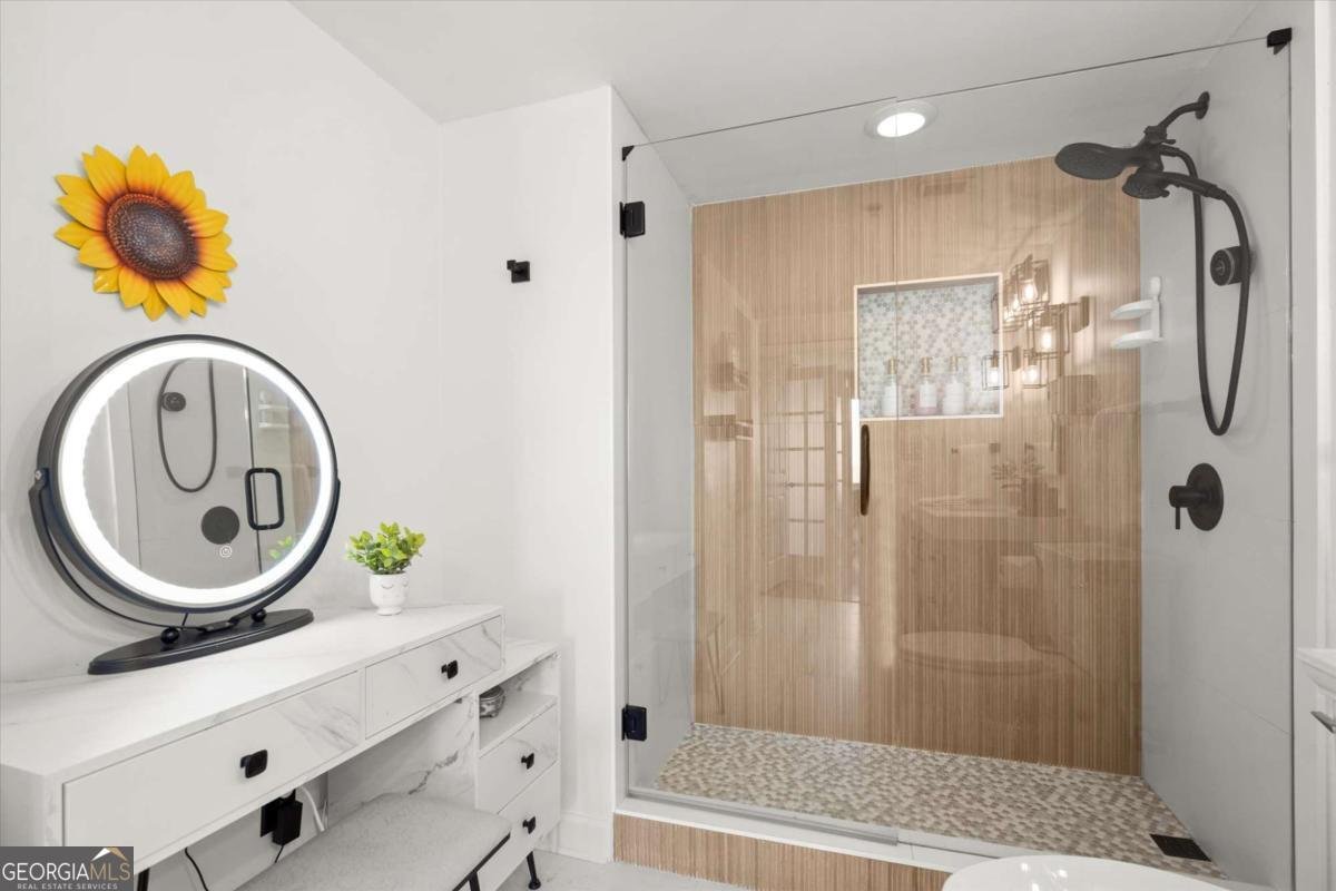 2870 Pharr Court South Atlanta - 27