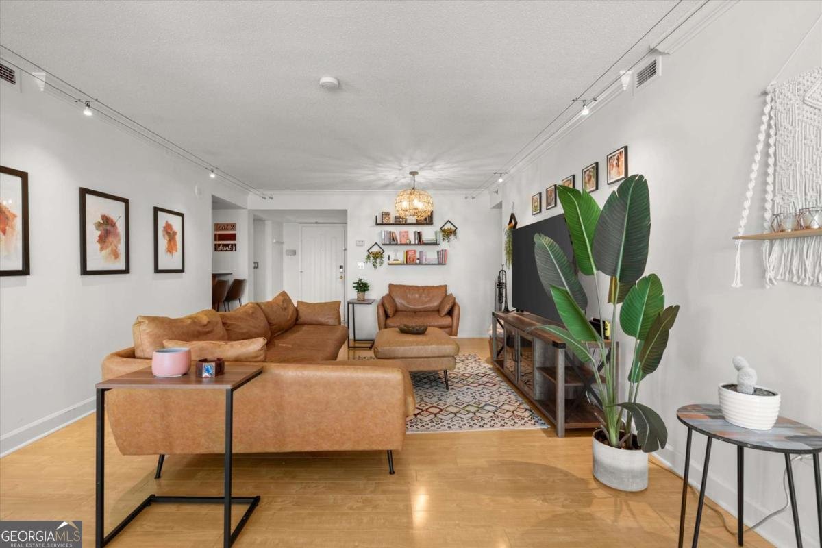 2870 Pharr Court South Atlanta - 37