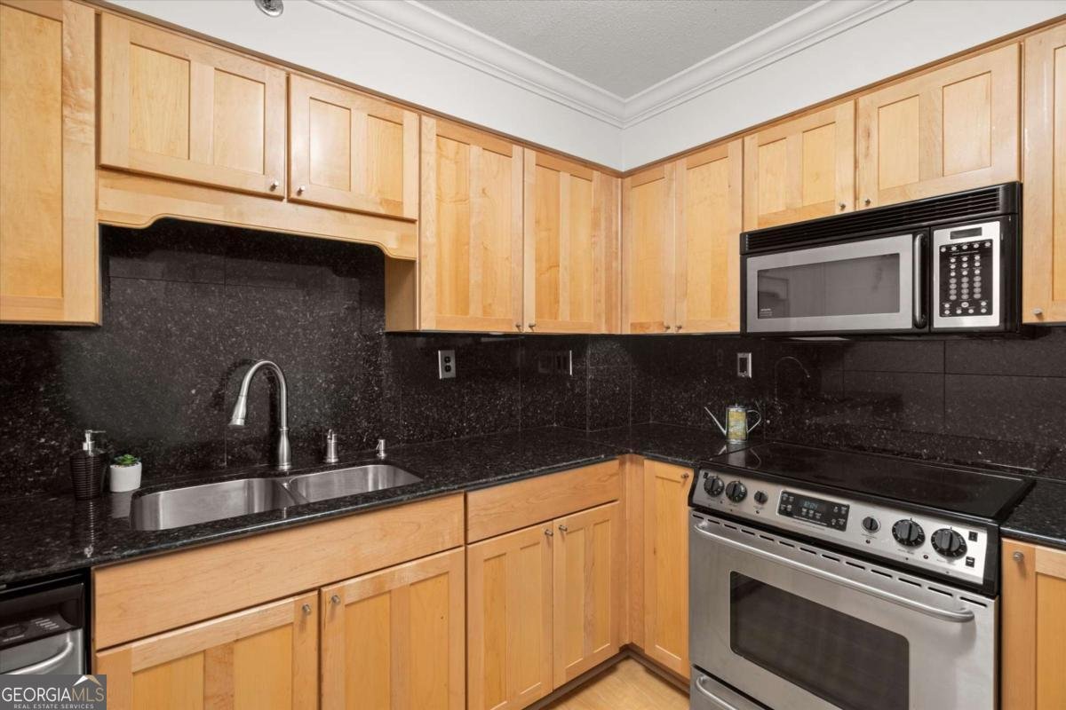 2870 Pharr Court South Atlanta - 43