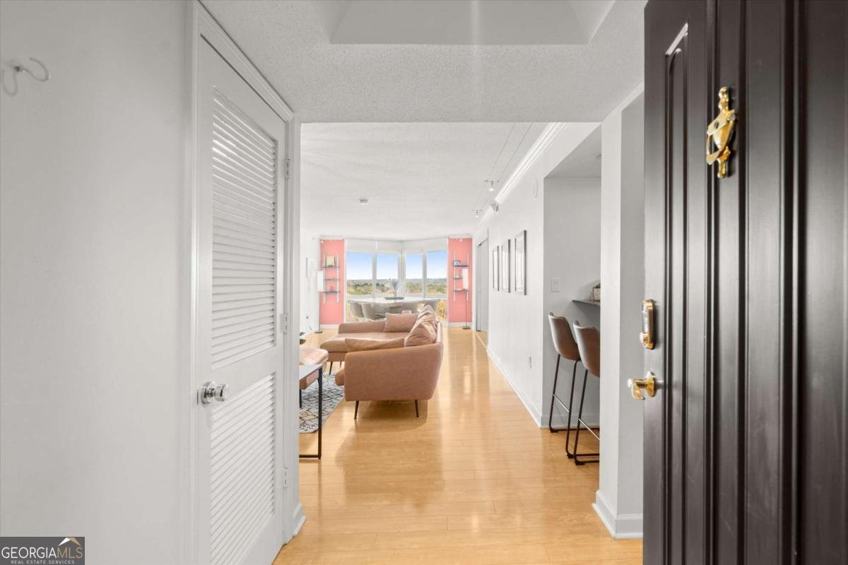 2870 Pharr Court South Atlanta - 47