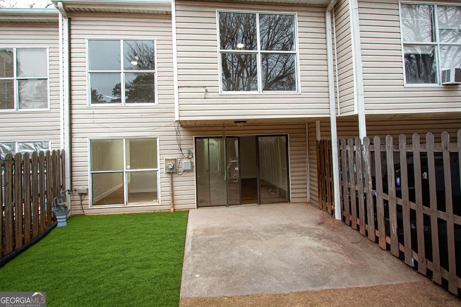 102 Governors Drive Forest Park - 13