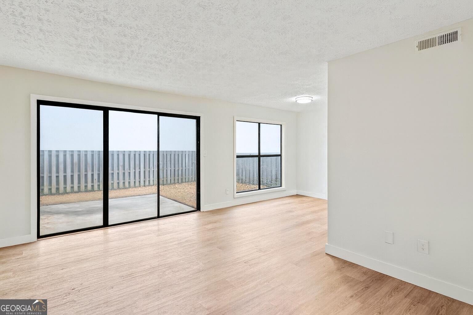 102 Governors Drive Forest Park - 3