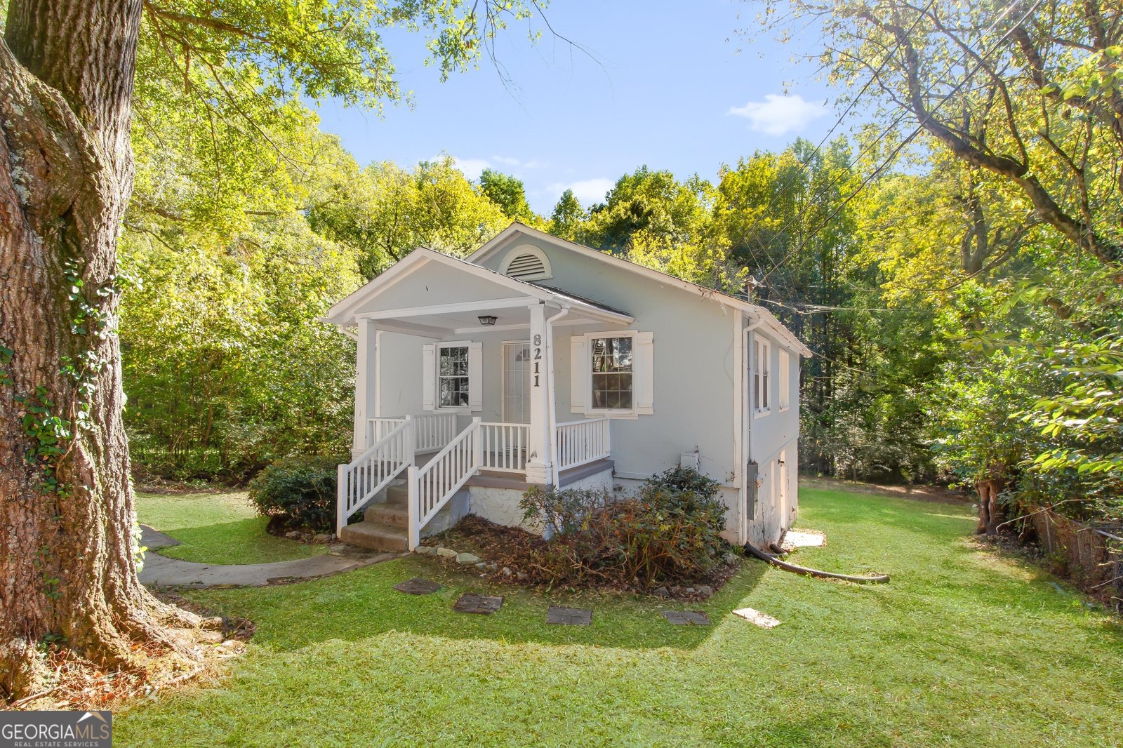 8211 Thompson Street Douglasville - main photo