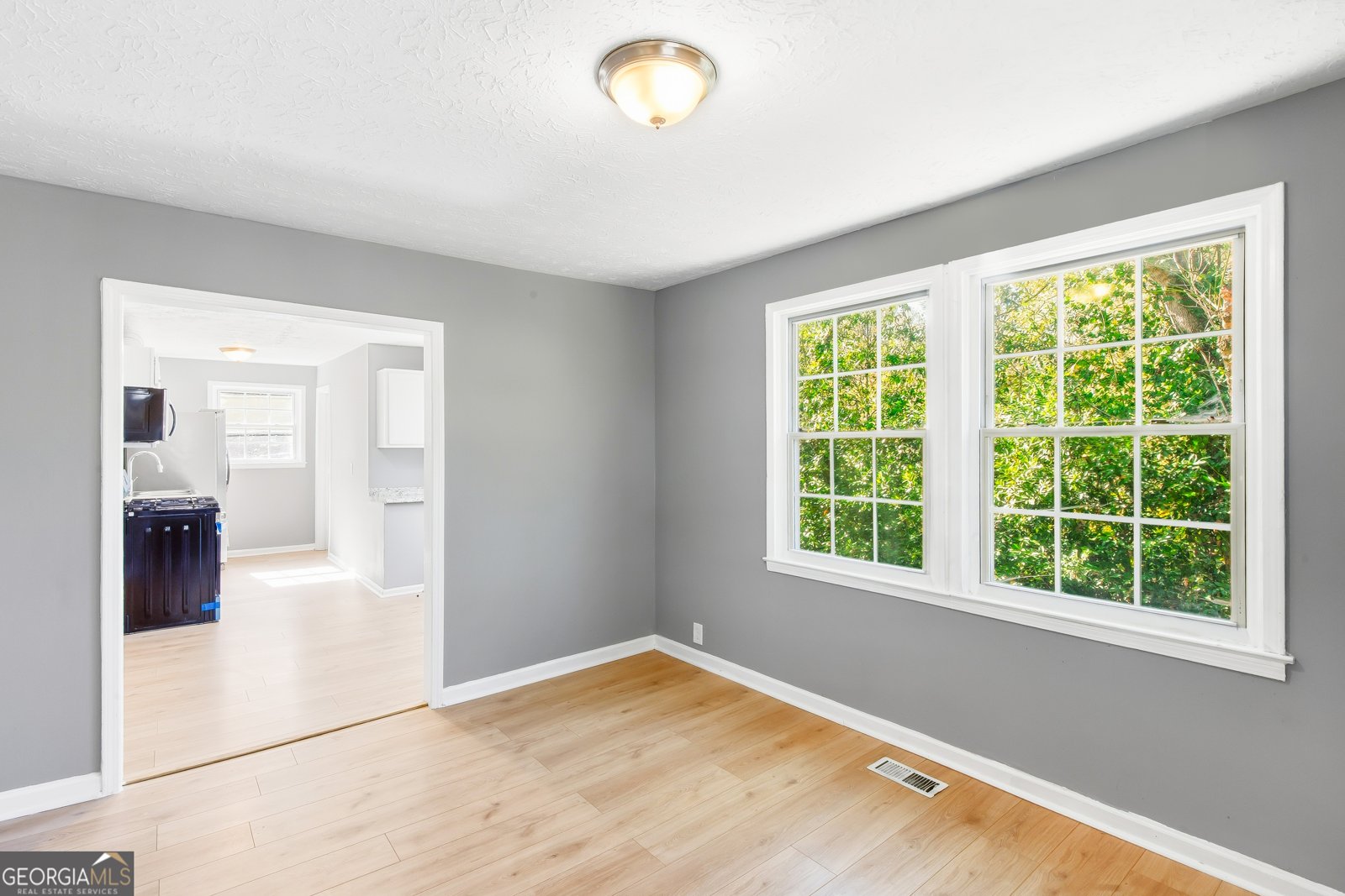 8211 Thompson Street Douglasville - 9