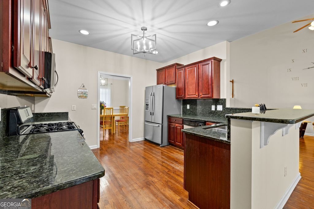 39 Hawthorne Place Sharpsburg - 17