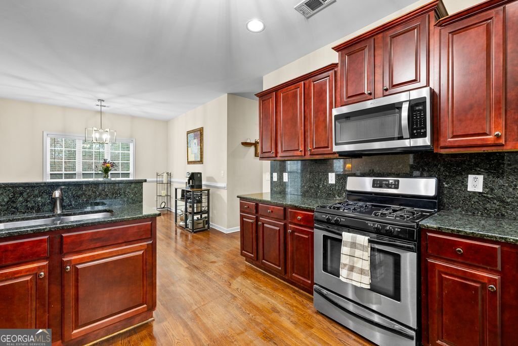 39 Hawthorne Place Sharpsburg - 18