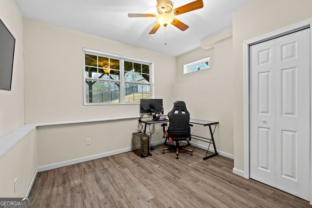 39 Hawthorne Place Sharpsburg - 53