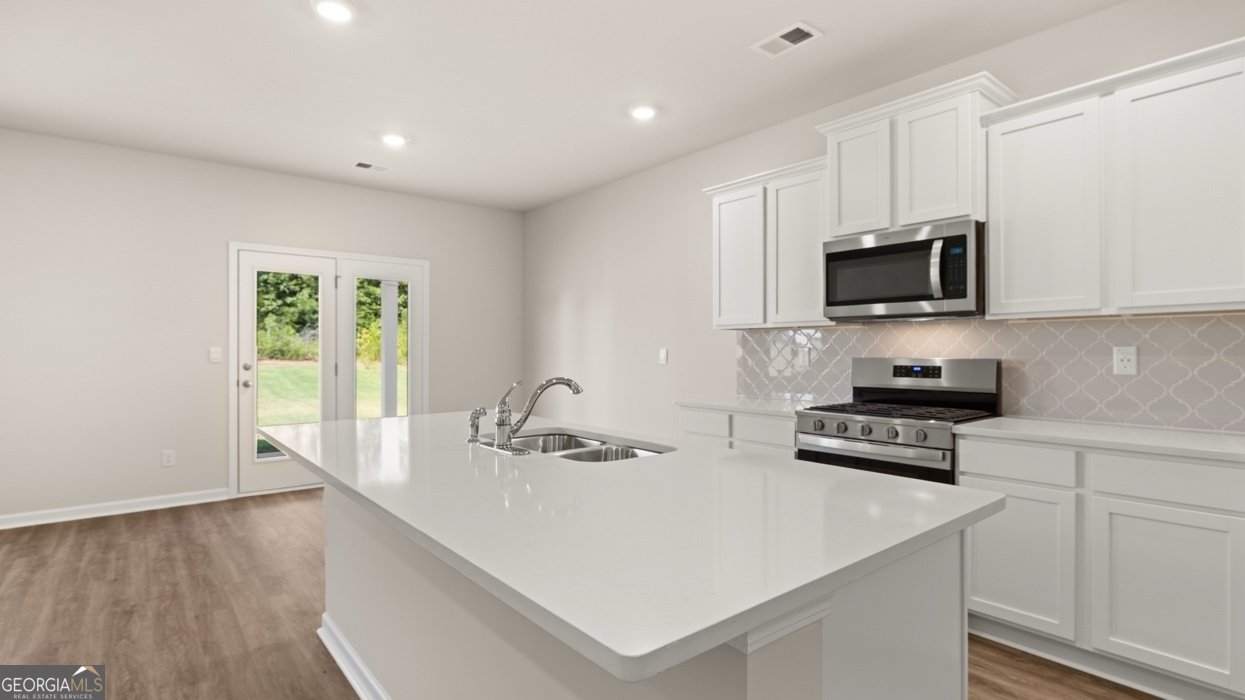 1898 Roxey Lane Winder - 8