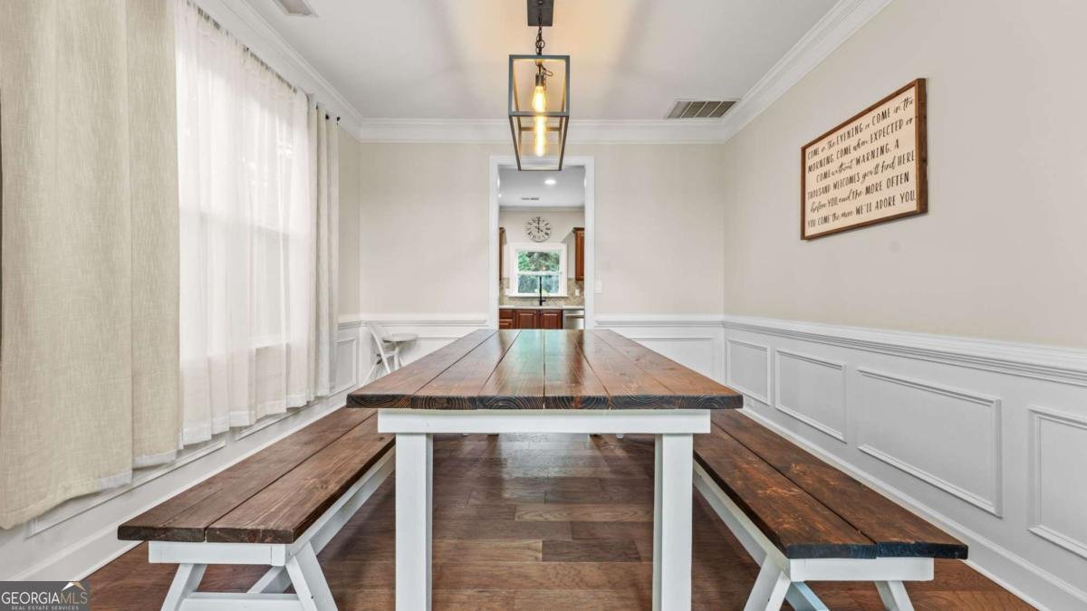 211 Woodview Lane Woodstock - 11